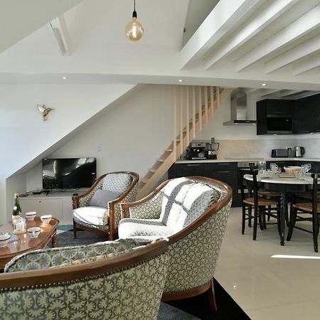 Lostra 2 - Appartement Avec Mezzanine, Front De Mer A Cancale Sur Le Port De La Houle Exterior foto